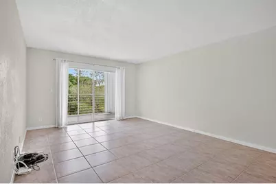 2301  Lucaya Ln, Unit #M4, Coconut Creek, FL 33066 - Photo 11