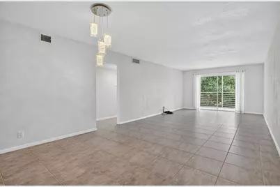 2301  Lucaya Ln, Unit #M4, Coconut Creek, FL 33066 - Photo 7