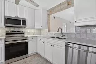 2301 Lucaya Ln, Coconut Creek, FL 33066 - Photo 3