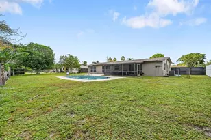 300 W Kathy Ln, Margate, FL 33068 - Photo 23