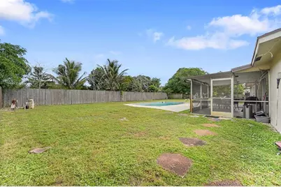300 W Kathy Ln, Margate, FL 33068 - Photo 21