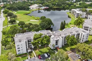 9470 Poinciana Pl, Davie, FL 33324 - Photo 25