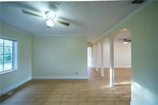 820 SW 55th Ave, Margate, FL 33068 - Photo 5