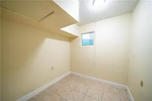 820 SW 55th Ave, Margate, FL 33068 - Photo 23