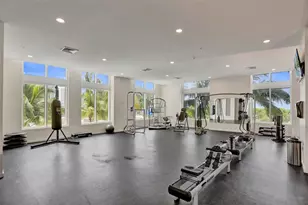 1900 N Bayshore Dr, Miami, FL 33132 - Photo 39