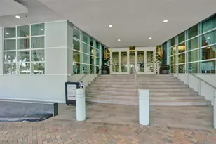 1900 N Bayshore Dr, Miami, FL 33132 - Photo 55