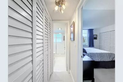 545  Oaks Ln, Unit #410, Pompano Beach, FL 33069 - Photo 49