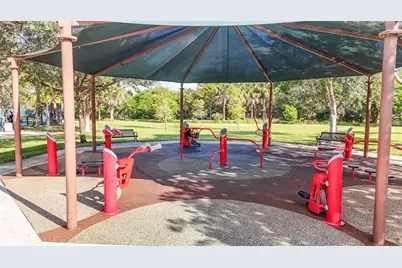 545  Oaks Ln, Unit #410, Pompano Beach, FL 33069 - Photo 79