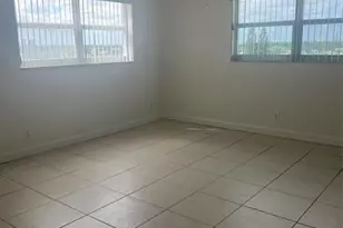 400 N Surf Rd, Hollywood, FL 33019 - Photo 21