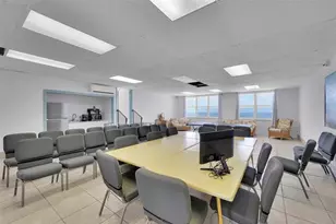 400 N Surf Rd, Hollywood, FL 33019 - Photo 37