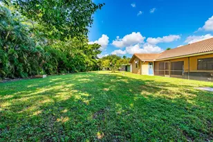 2484 NW 88th Terrace, Coral Springs, FL 33065 - Photo 9