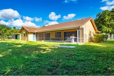 2484 NW 88th Ter, Coral Springs, FL 33065 - Photo 3