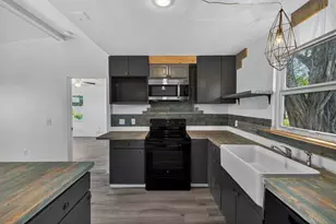 117 NE 8th St, Pompano Beach, FL 33060 - Photo 15