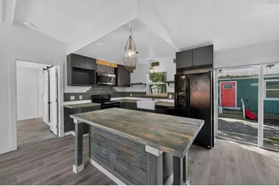 117 NE 8th St, Pompano Beach, FL 33060 - Photo 13