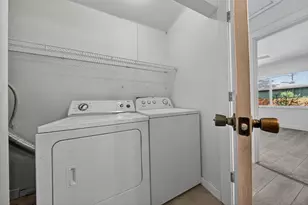 117 NE 8th St, Pompano Beach, FL 33060 - Photo 19