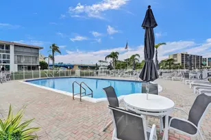 105 NE 19th Ave, Deerfield Beach, FL 33441 - Photo 9