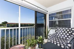 12900 SW 13th St, Pembroke Pines, FL 33027 - Photo 17