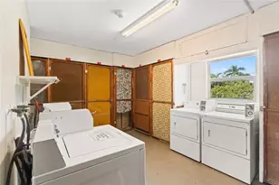 161 NE 10th Ave, Hallandale Beach, FL 33009 - Photo 21