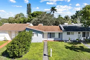 824 N Golf Dr, Hollywood, FL 33021 - Photo 3