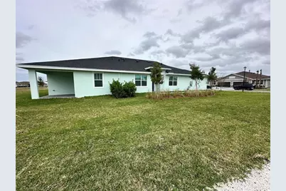 1377  Haywagon Trl, Loxahatchee, FL 33470 - Photo 5