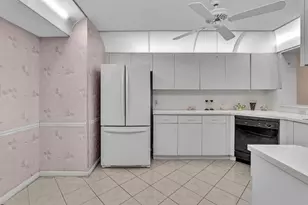 7377 Granville Dr, Fort Lauderdale, FL 33321 - Photo 7