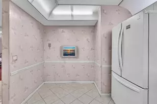 7377 Granville Dr, Fort Lauderdale, FL 33321 - Photo 13