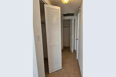 1985 S Ocean Dr, Unit #20D, Hallandale Beach, FL 33009 - Photo 13