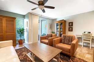 658 Kensington Pl, Wilton Manors, FL 33305 - Photo 11