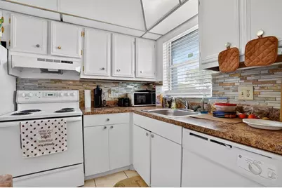 6650  Royal Palm Blvd, Unit #203, Margate, FL 33063 - Photo 9