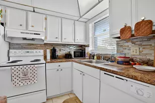 6650 Royal Palm Blvd, Margate, FL 33063 - Photo 9