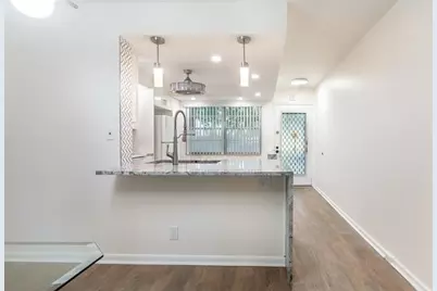 3203  Portofino Pt, Unit #M1, Coconut Creek, FL 33066 - Photo 11