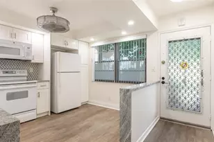 3203 Portofino Point, Coconut Creek, FL 33066 - Photo 9