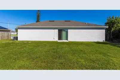 973 NW Bayshore Blvd, Port Saint Lucie, FL 34983 - Photo 25