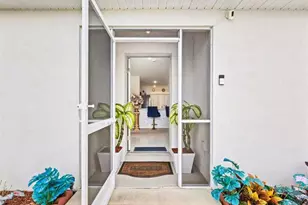 973 NW Bayshore Blvd, Port Saint Lucie, FL 34983 - Photo 5