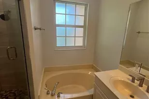 3318 Lakeside Dr, Davie, FL 33328 - Photo 17