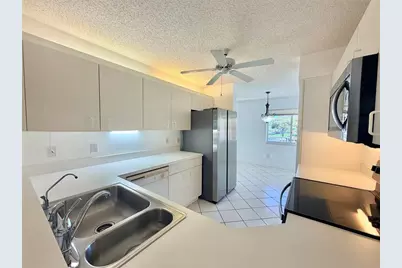 9587  Weldon Cir, Unit #B204, Tamarac, FL 33321 - Photo 5