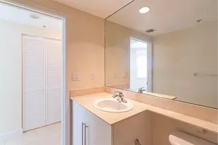 335 S Biscayne Blvd, Miami, FL 33131 - Photo 27