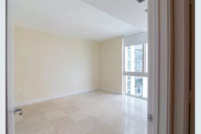 335 S Biscayne Blvd, Unit #2400, Miami, FL 33131 - Photo 35
