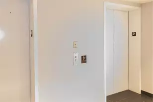 335 S Biscayne Blvd, Miami, FL 33131 - Photo 57