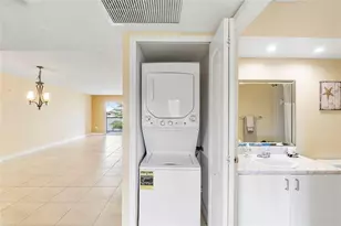 13355 SW 16th Ct, Pembroke Pines, FL 33027 - Photo 9