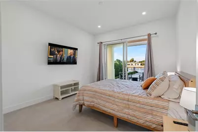 2103 N Riverside Dr, Pompano Beach, FL 33062 - Photo 17