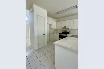 5401 NW 188th St, Miami Gardens, FL 33055 - Photo 9