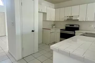 5401 NW 188th St, Miami Gardens, FL 33055 - Photo 9