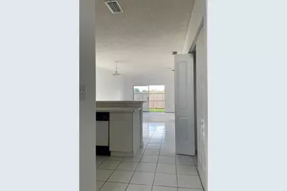 5401 NW 188th St, Miami Gardens, FL 33055 - Photo 11