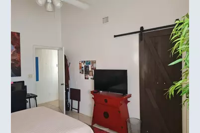 3421 NW 44th St, Unit #203, Lauderdale Lakes, FL 33309 - Photo 9