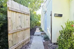 1215 NE 13th Ave, Fort Lauderdale, FL 33304 - Photo 61