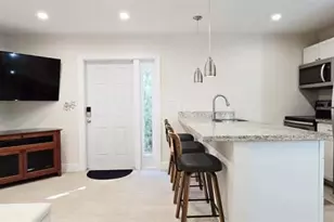 1215 NE 13th Ave, Fort Lauderdale, FL 33304 - Photo 7