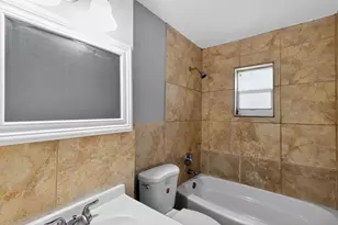 4810 NW 19th St, Lauderhill, FL 33313 - Photo 11