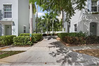 709  N St, West Palm Beach, FL 33401 - Photo 9