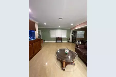 5402 SW 1st St, Plantation, FL 33317 - Photo 13